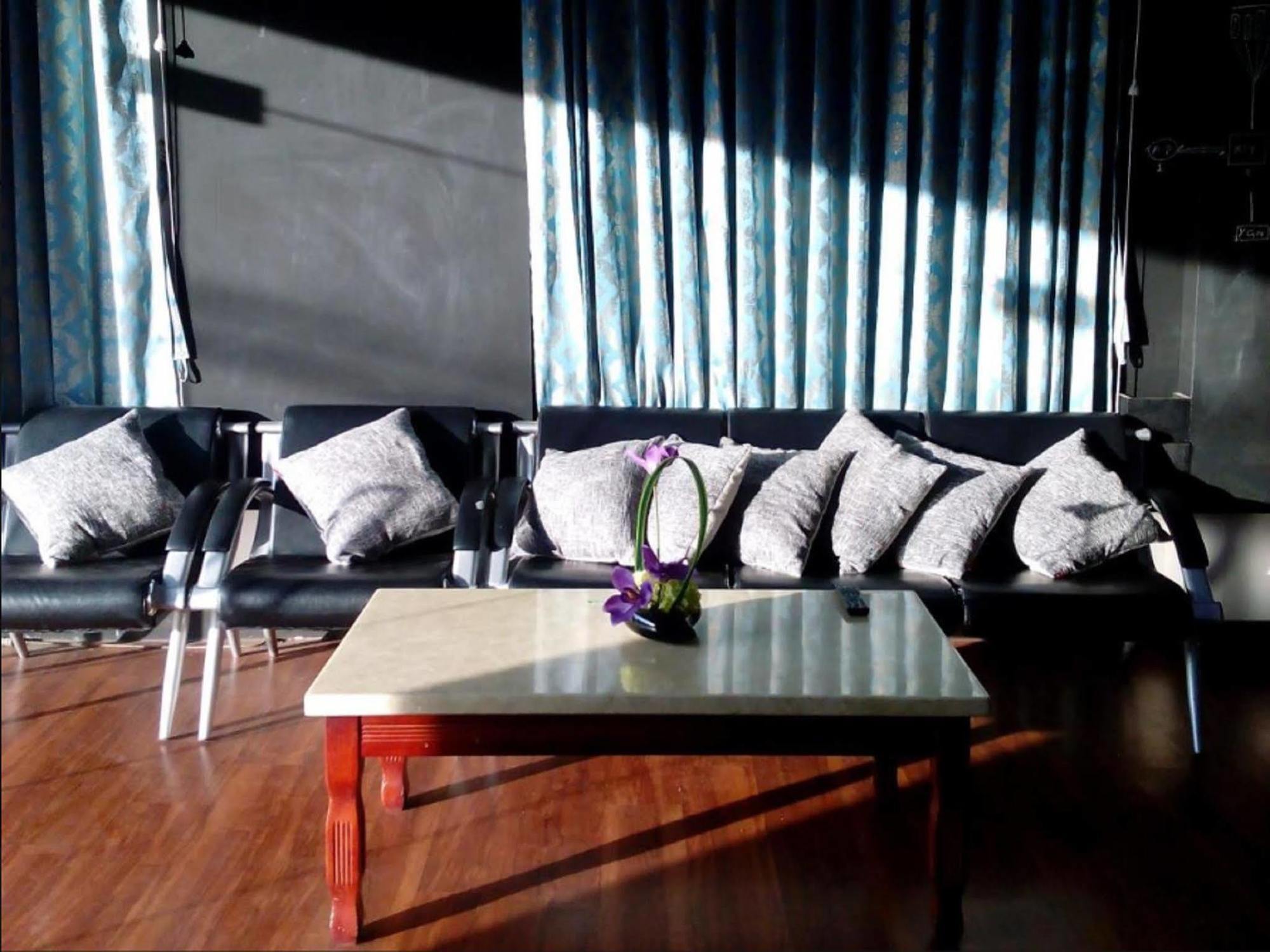 Four Rivers B&B Mandalay Buitenkant foto