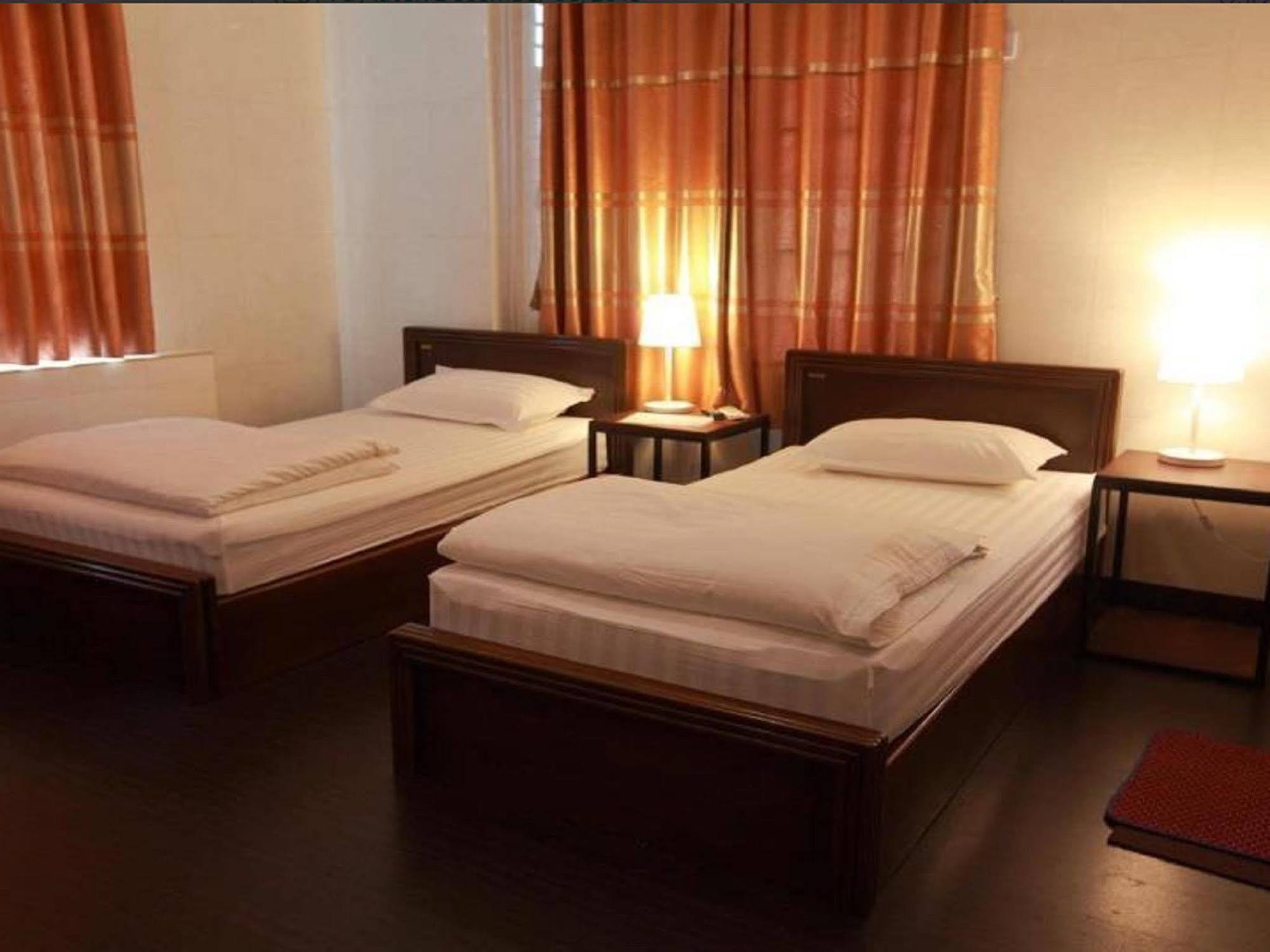 Four Rivers B&B Mandalay Buitenkant foto